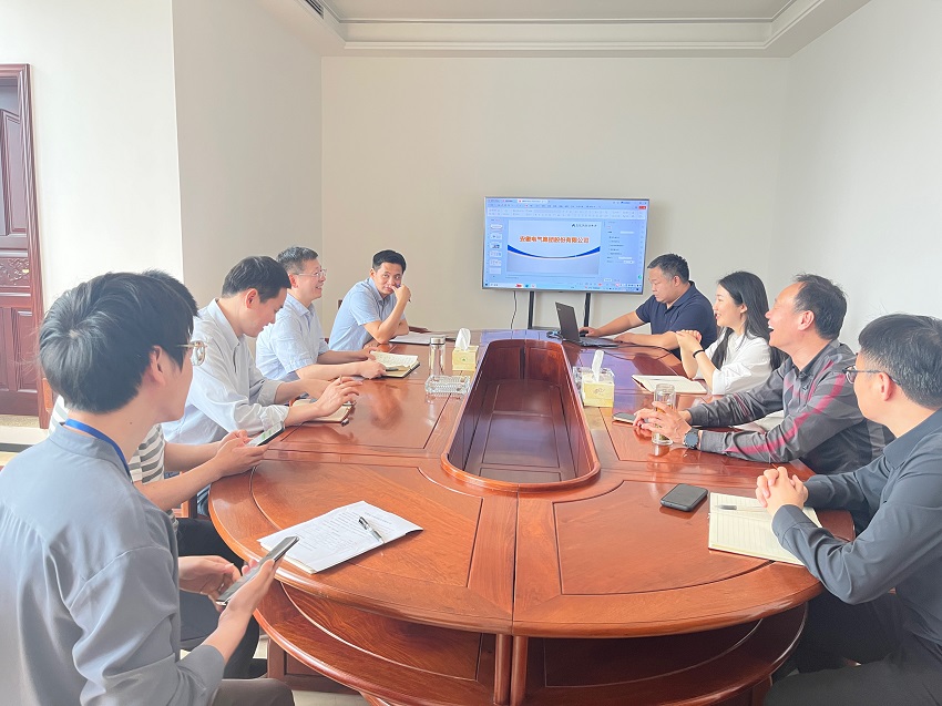 包河区委常委副书记刘登银一行光临安徽G22恒峰走访调研